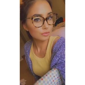 Meet your Posher, Tori